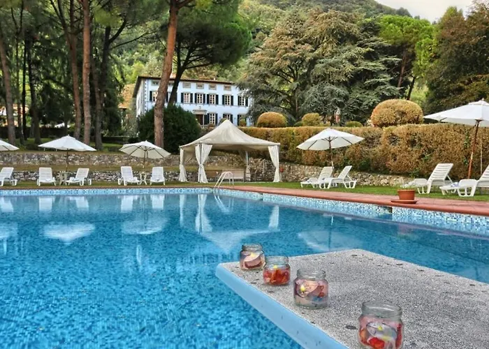 Relais Montecatini 4* Камайоре